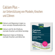 Produktbild der fitne Calcium Plus Kapseln. Der deutsche Text betont die Unterstützung von Muskeln, Knochen und Zähnen mit Calcium und Magnesium aus Dolomit. Neben dem Text ist die weiß-blaue Schachtel mit Kapseln abgebildet.